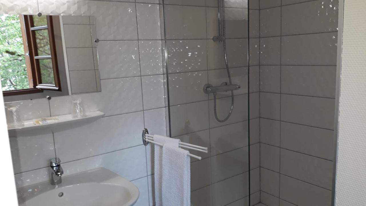 Le Relais De Boralde Hotell Espalion Exteriör bild