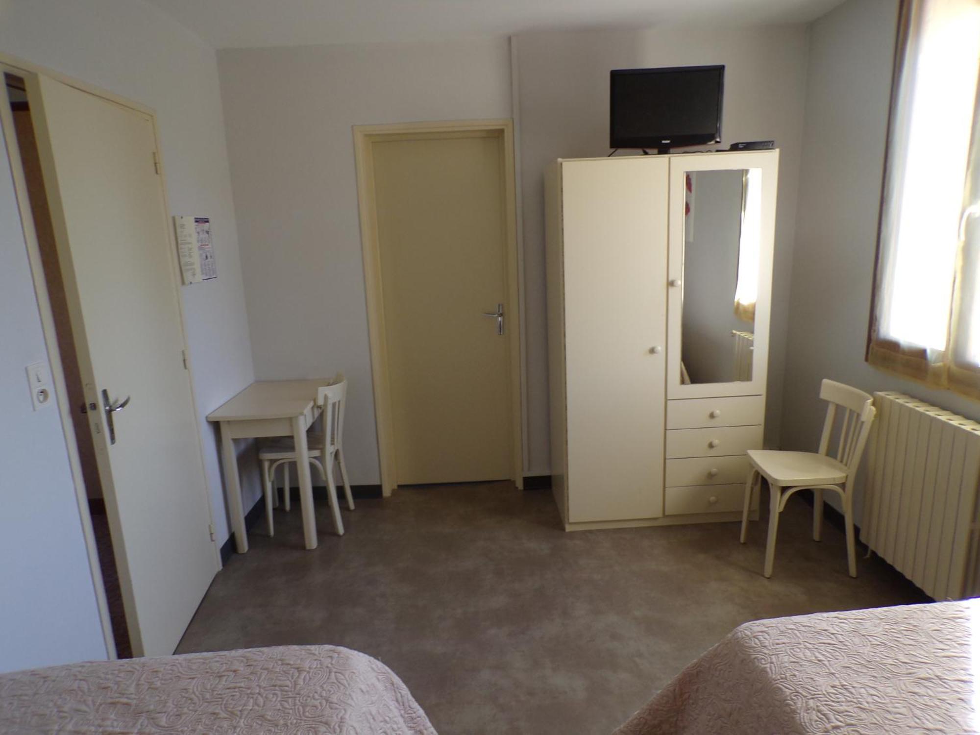 Le Relais De Boralde Hotell Espalion Exteriör bild