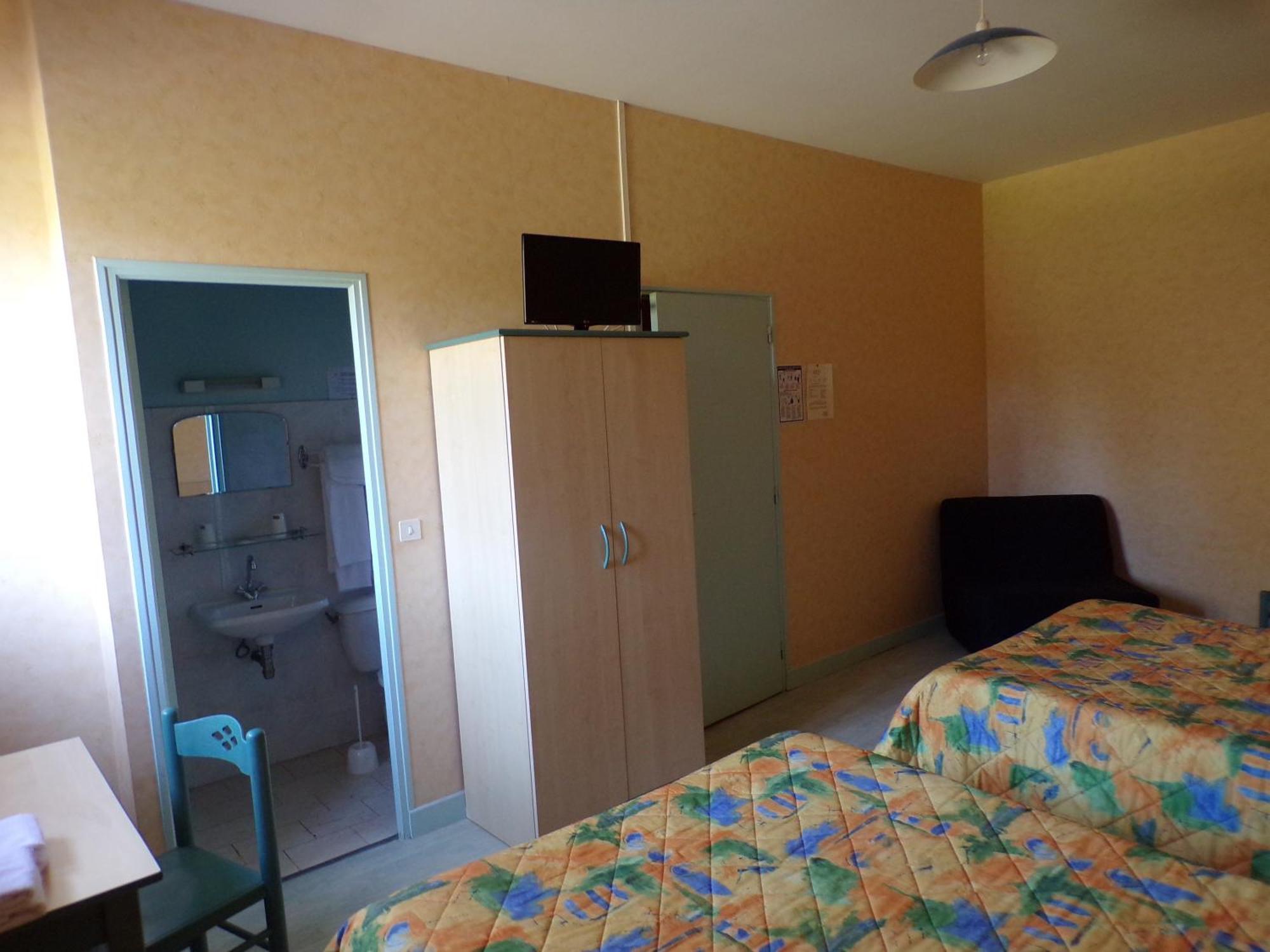 Le Relais De Boralde Hotell Espalion Exteriör bild