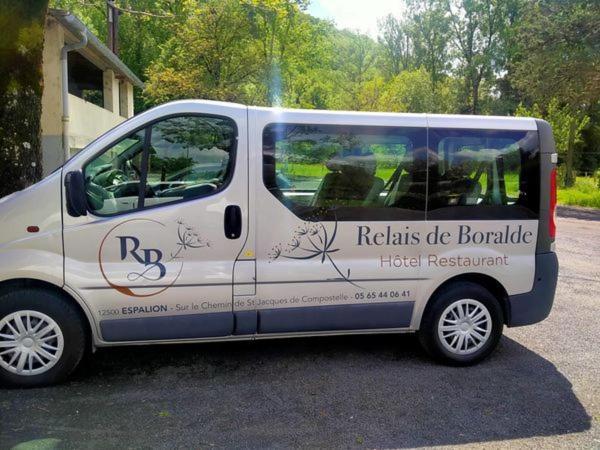 Le Relais De Boralde Hotell Espalion Exteriör bild